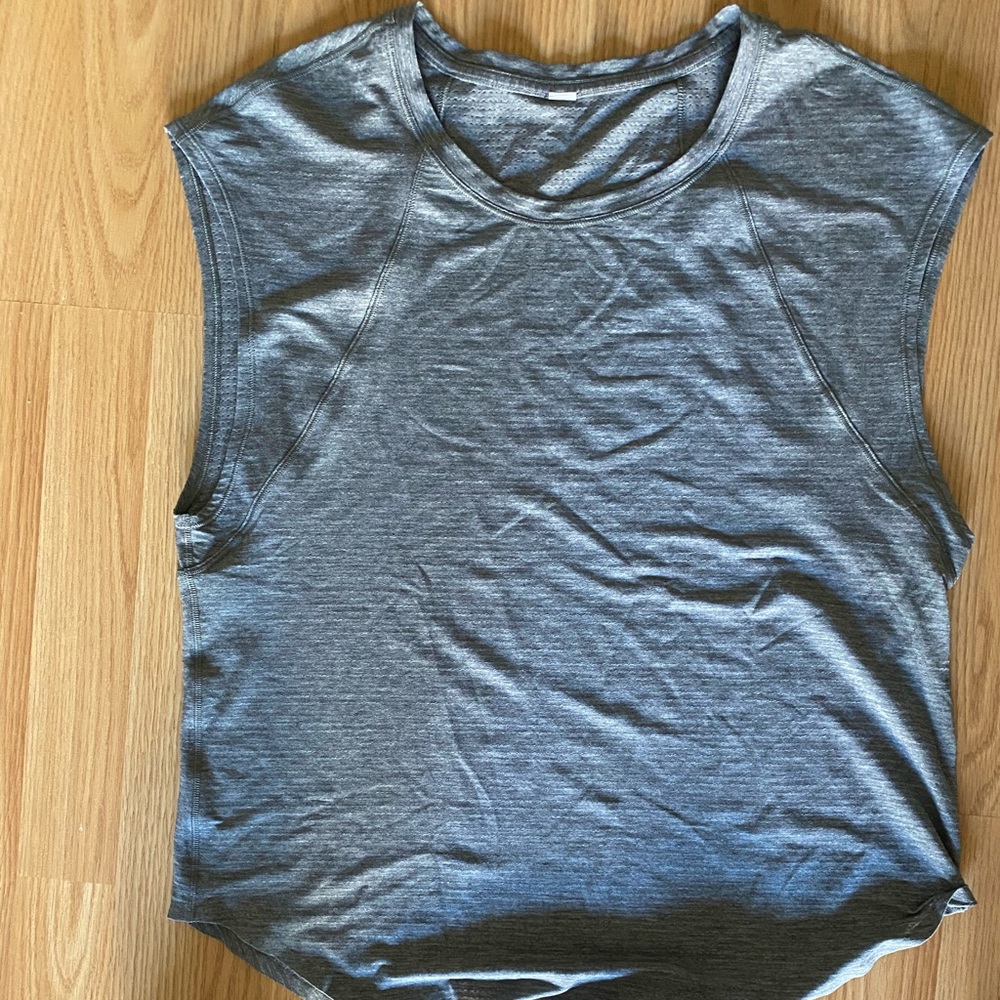 Lululemon top